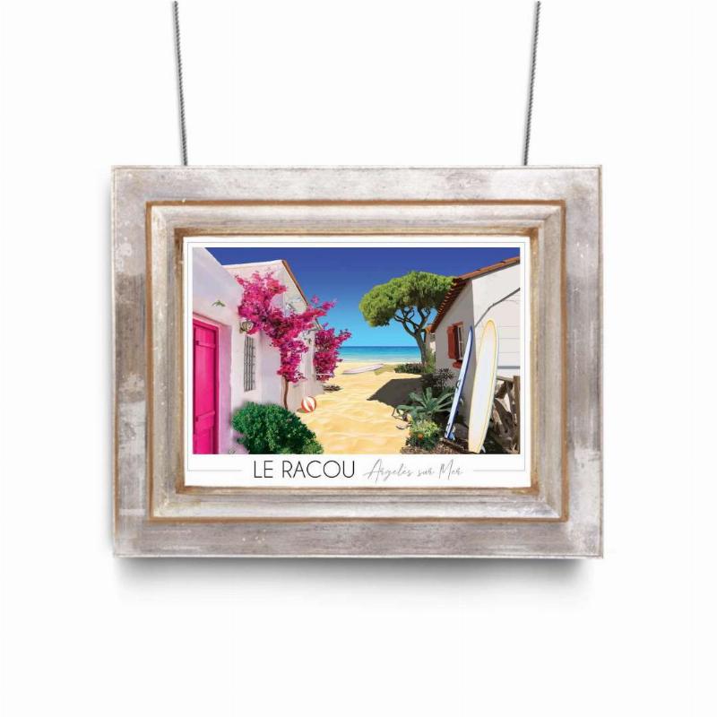 Une peinture plage grand format dans un salon lumineux, avec une décoration d’inspiration méditerranéenne, mettant en valeur l’harmonie entre l’art et l’environnement, reflétant la douceur de vivre française.